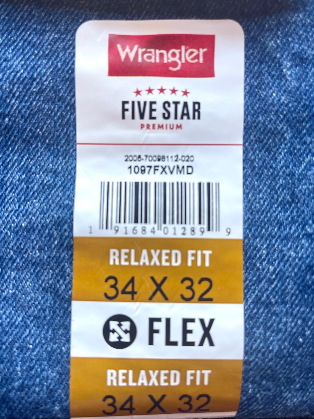 NWT Wrangler Five Star Premium Denim Relaxed Fit Flex Jeans 34x32 Medium Wash - Picture 2 of 8